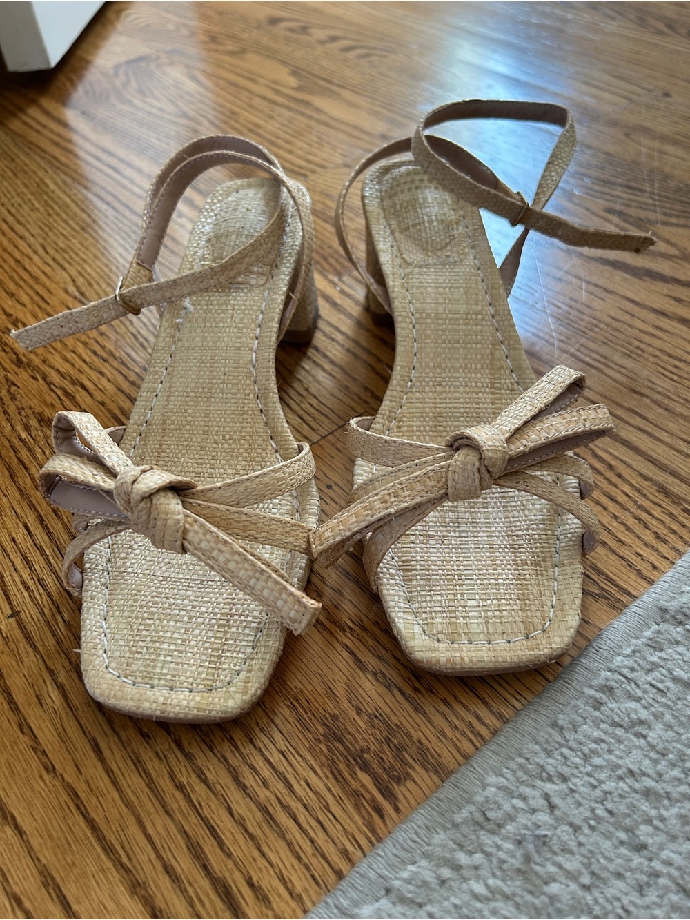 Women’s Beige Raffia Knot Ankle Strap Sandals